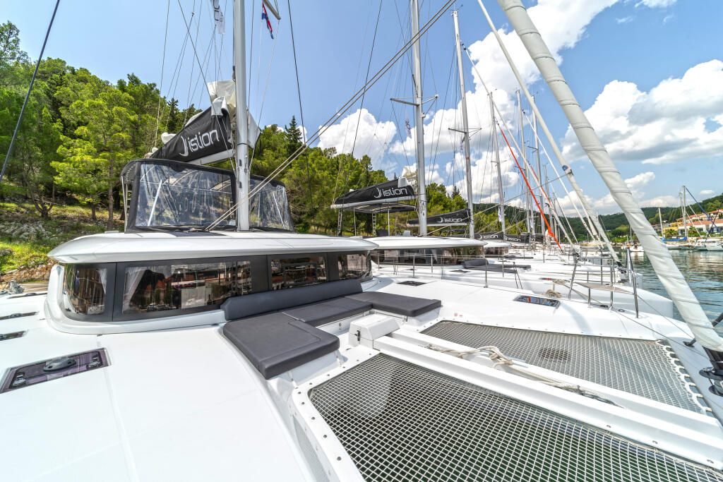 Catamaran 
