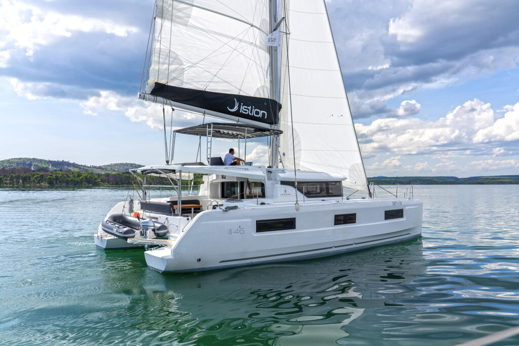 Catamaran 