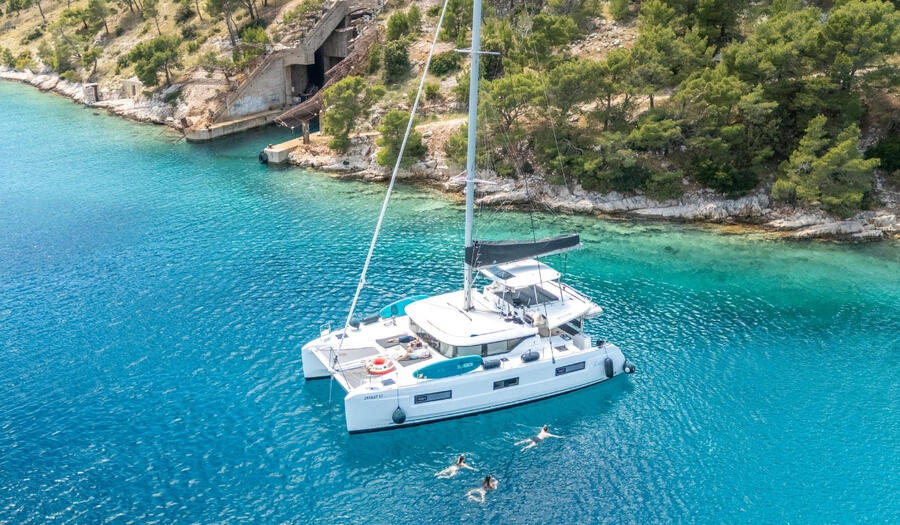 Catamaran 