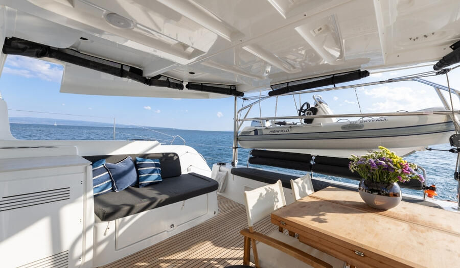 Catamaran 