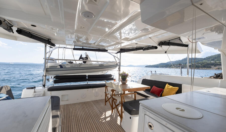 Catamaran 