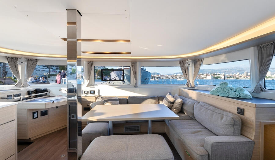 Catamaran 