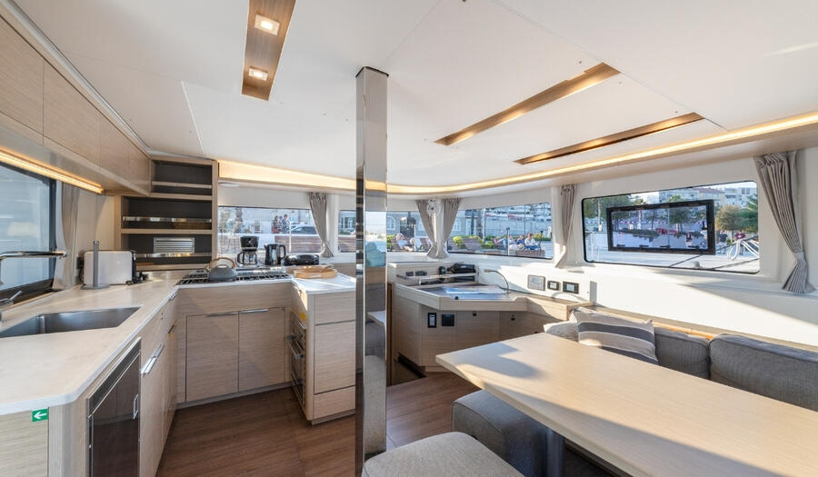 Catamaran 