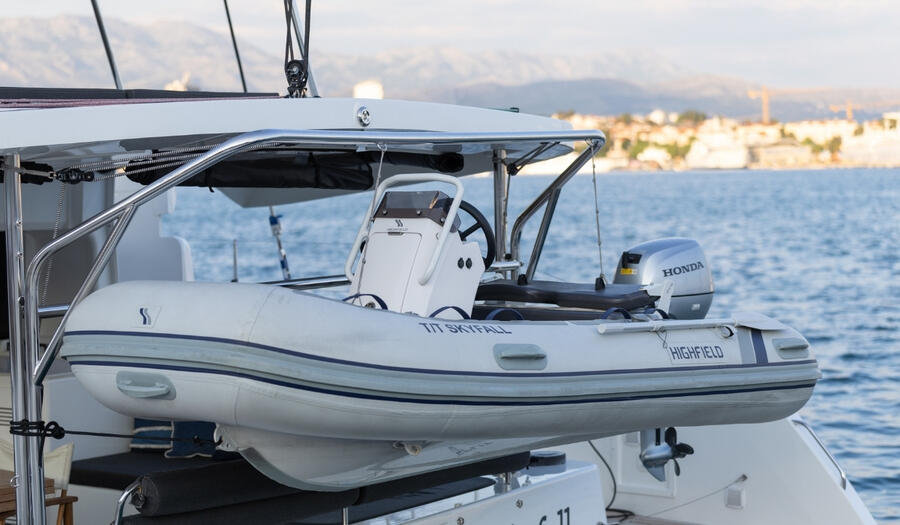 Catamaran 