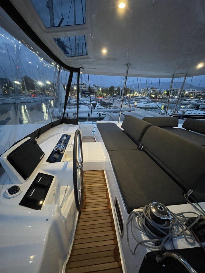 Catamaran 