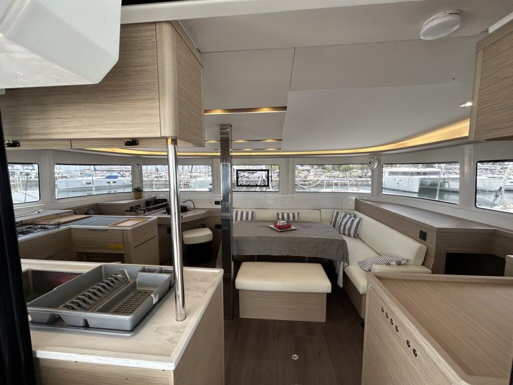 Catamaran 
