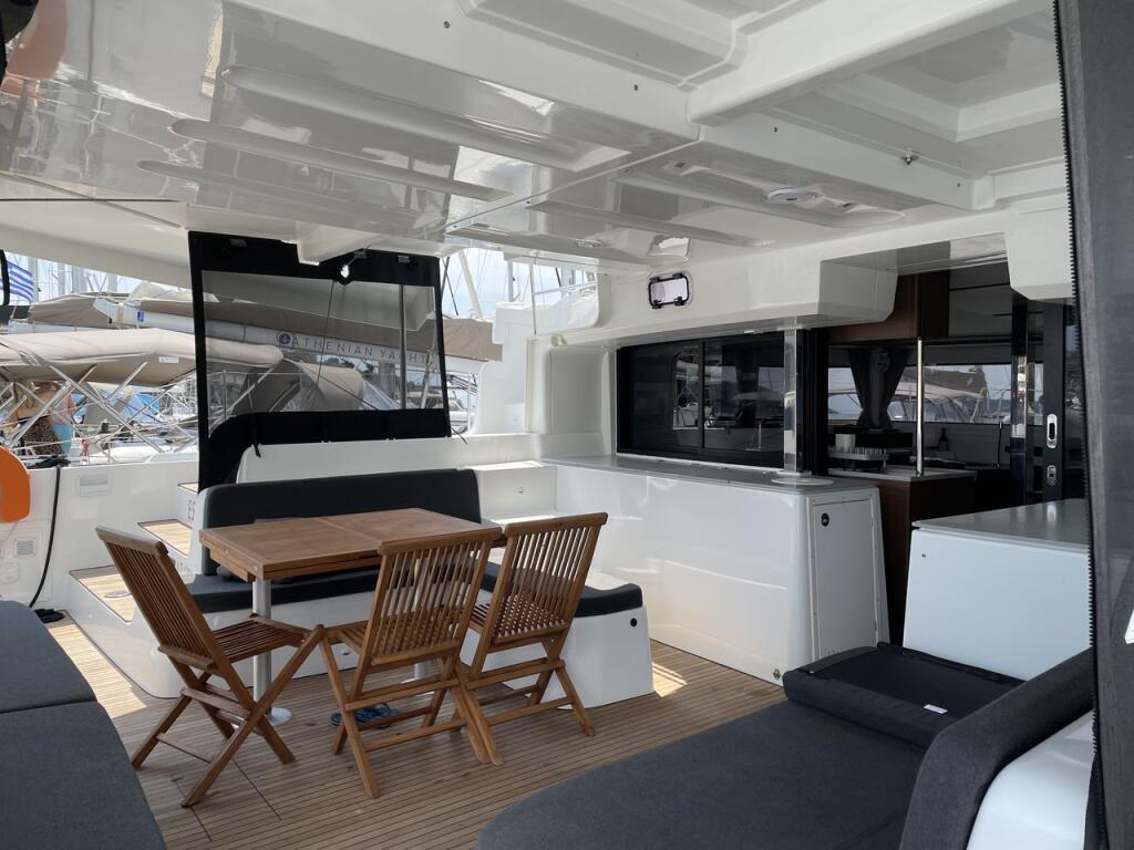 Catamaran 