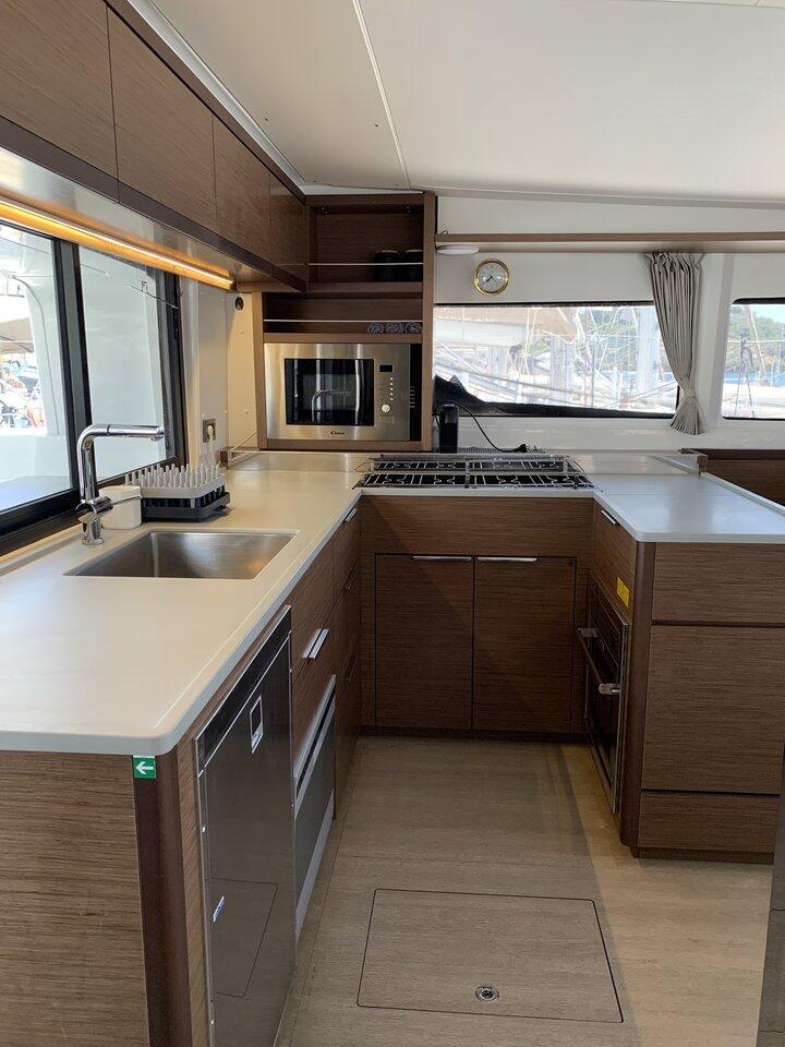 Catamaran 