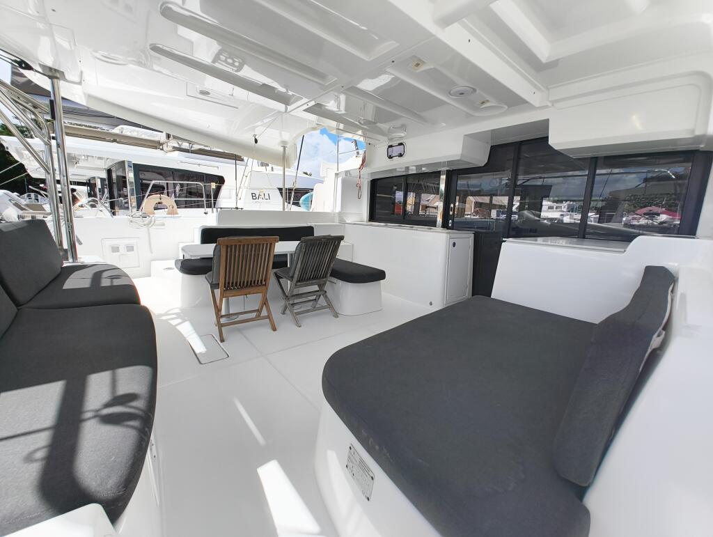 Catamaran 