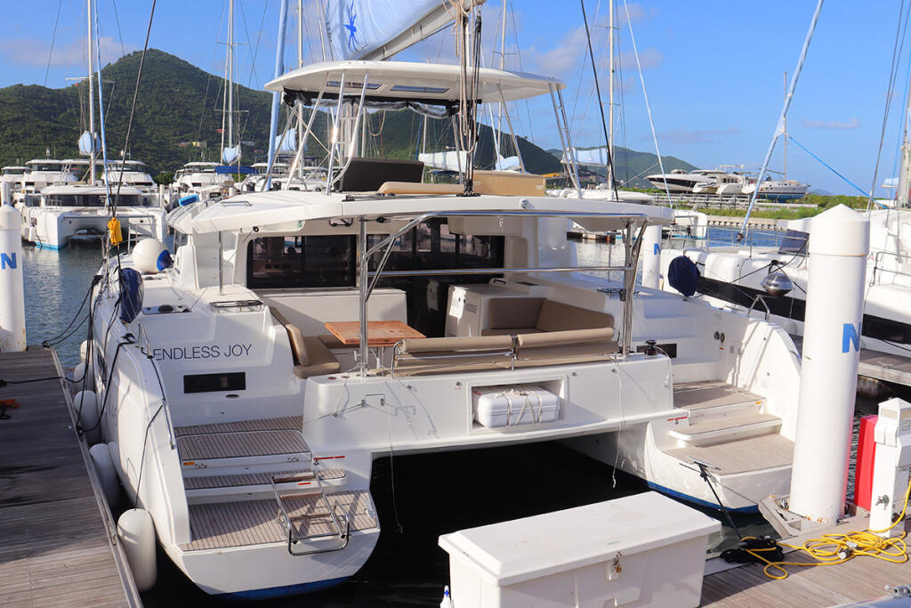 Catamaran 