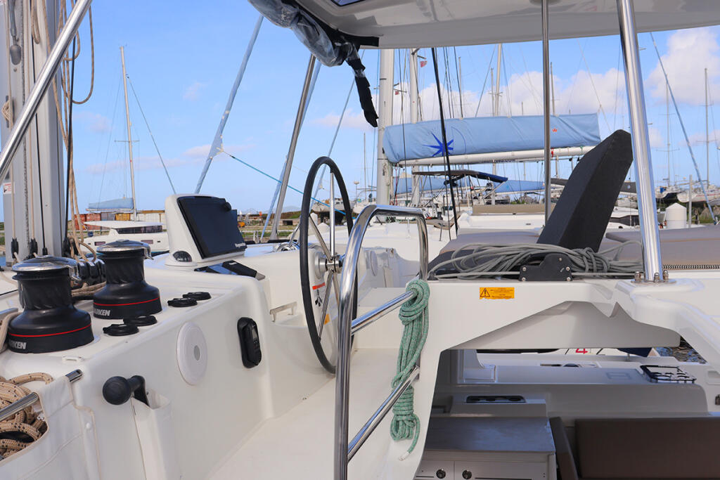 Catamaran 