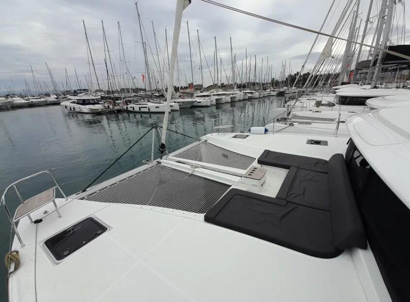 Catamaran 