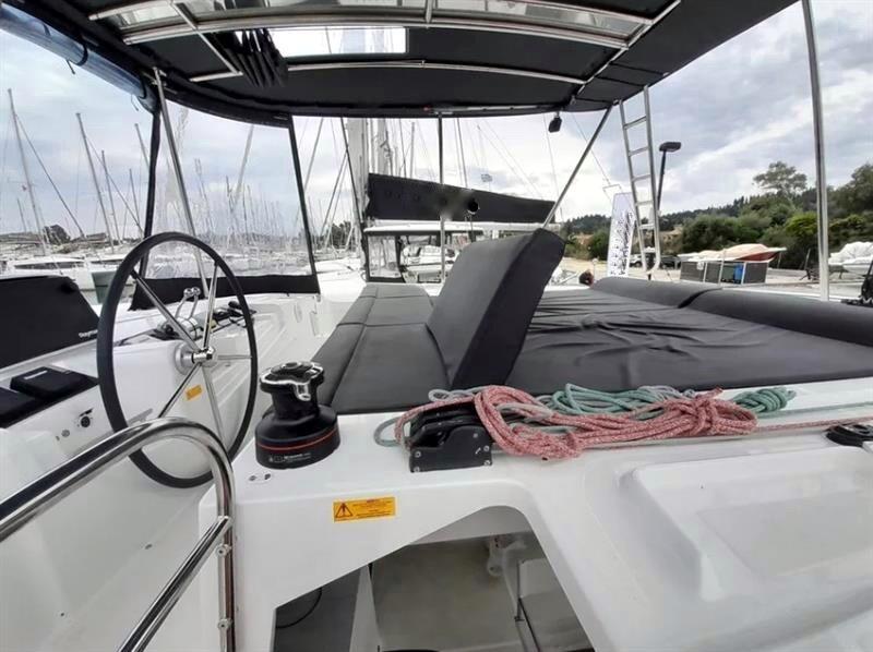 Catamaran 
