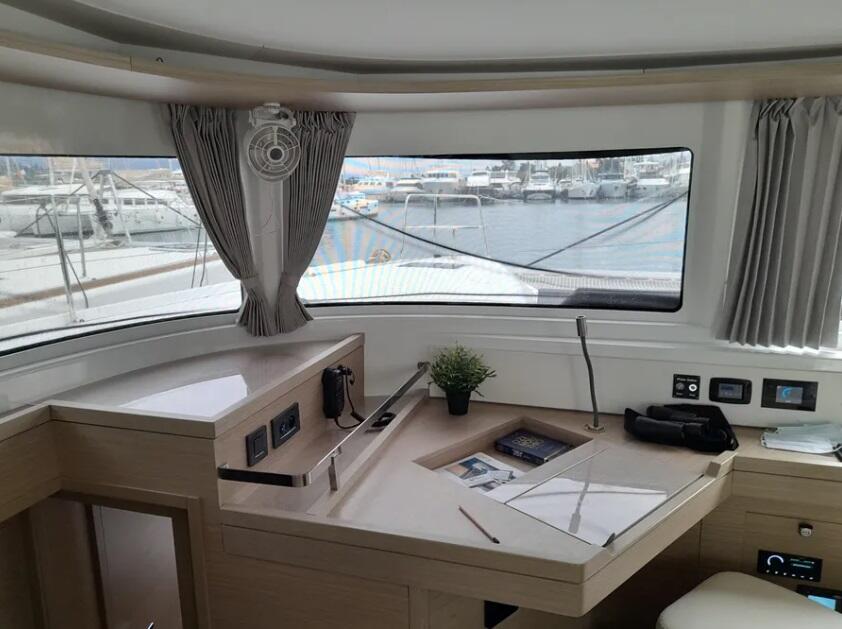 Catamaran 