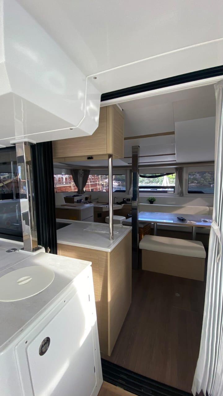 Catamaran 