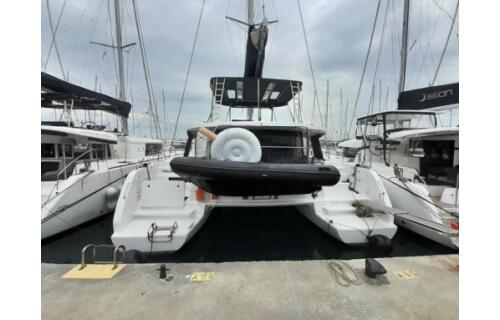 Catamaran 
