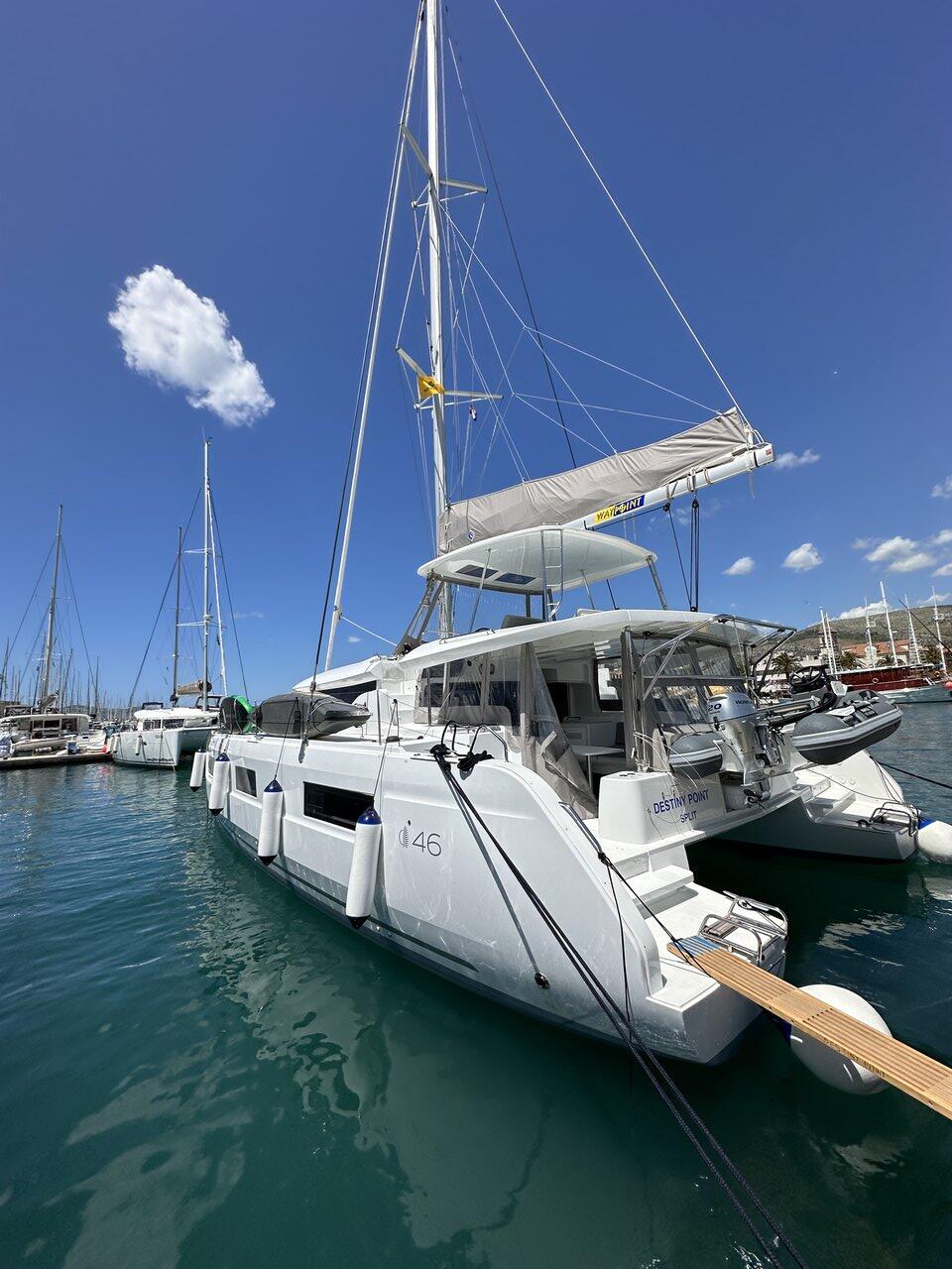 Catamaran 