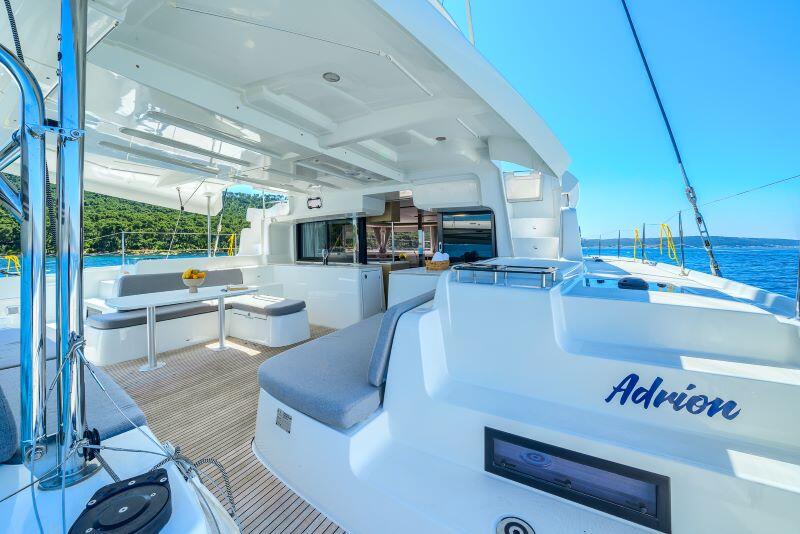 Catamaran 