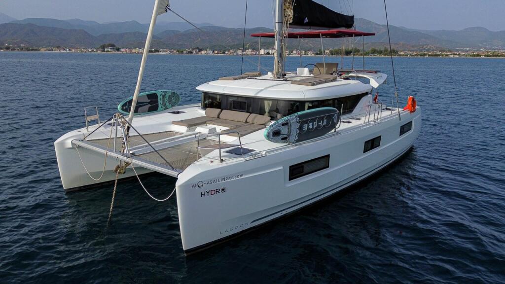 Catamaran 