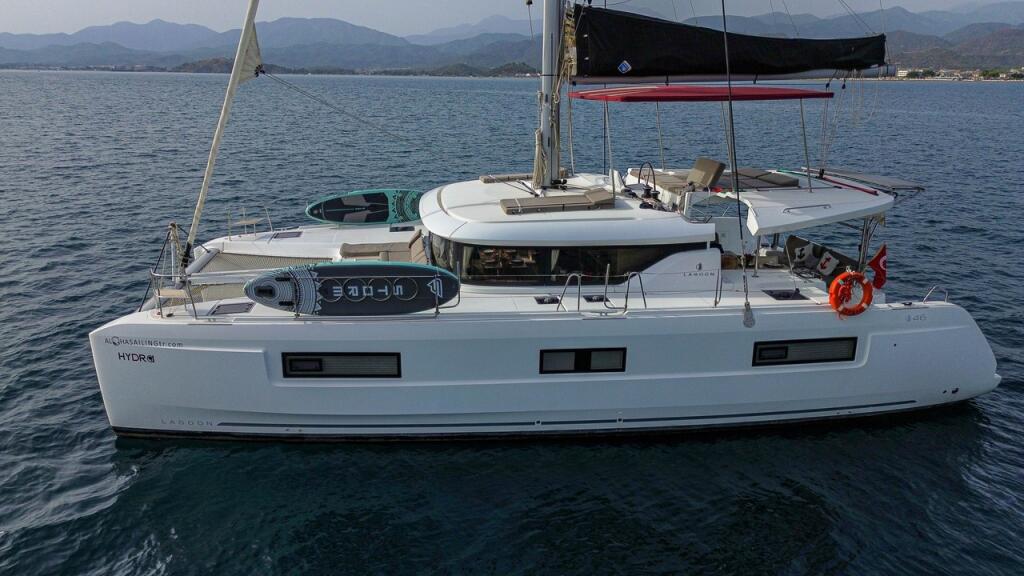 Catamaran 