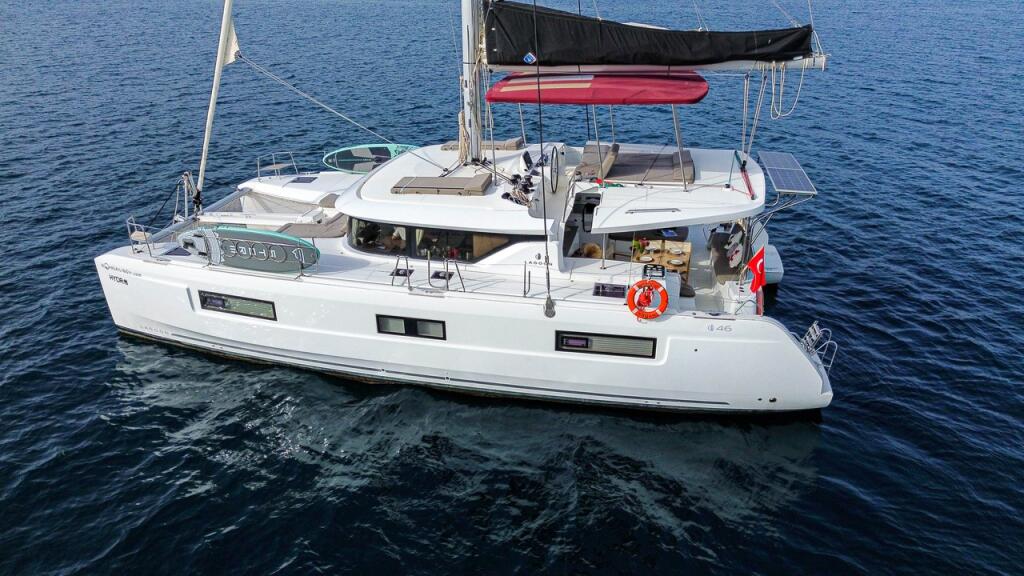 Catamaran 