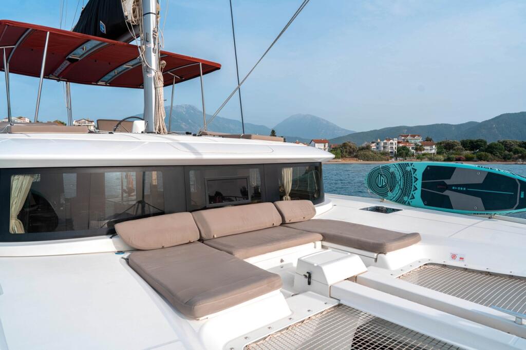 Catamaran 