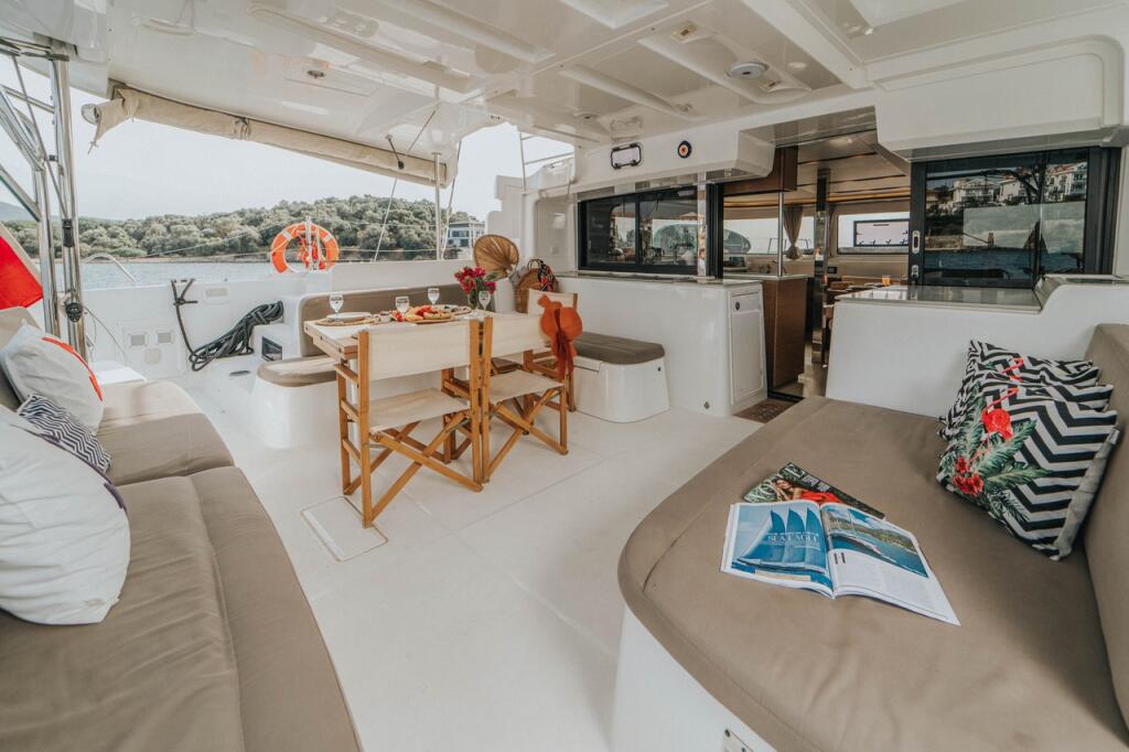 Catamaran 