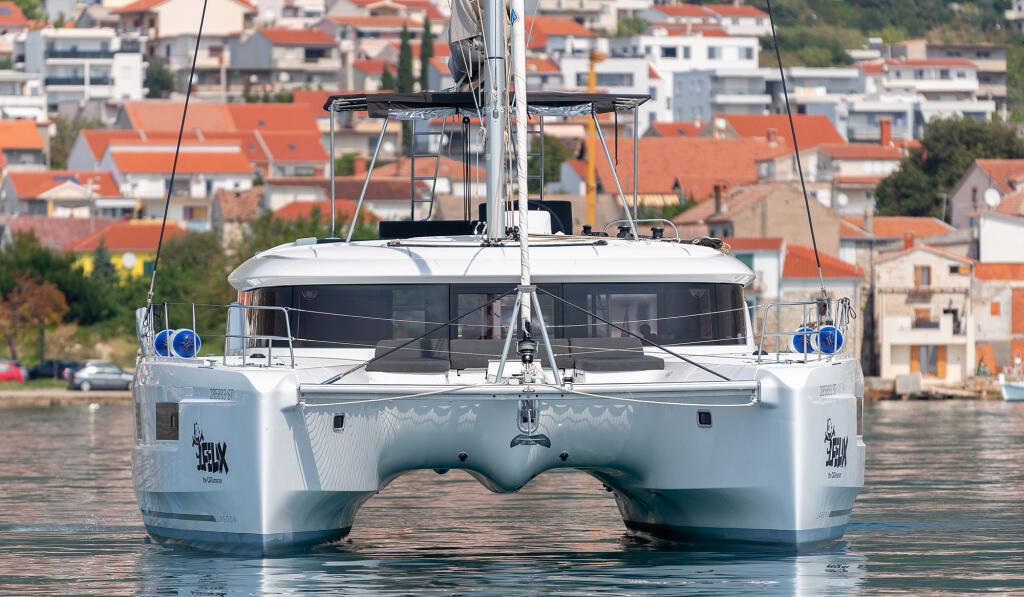 Catamaran 