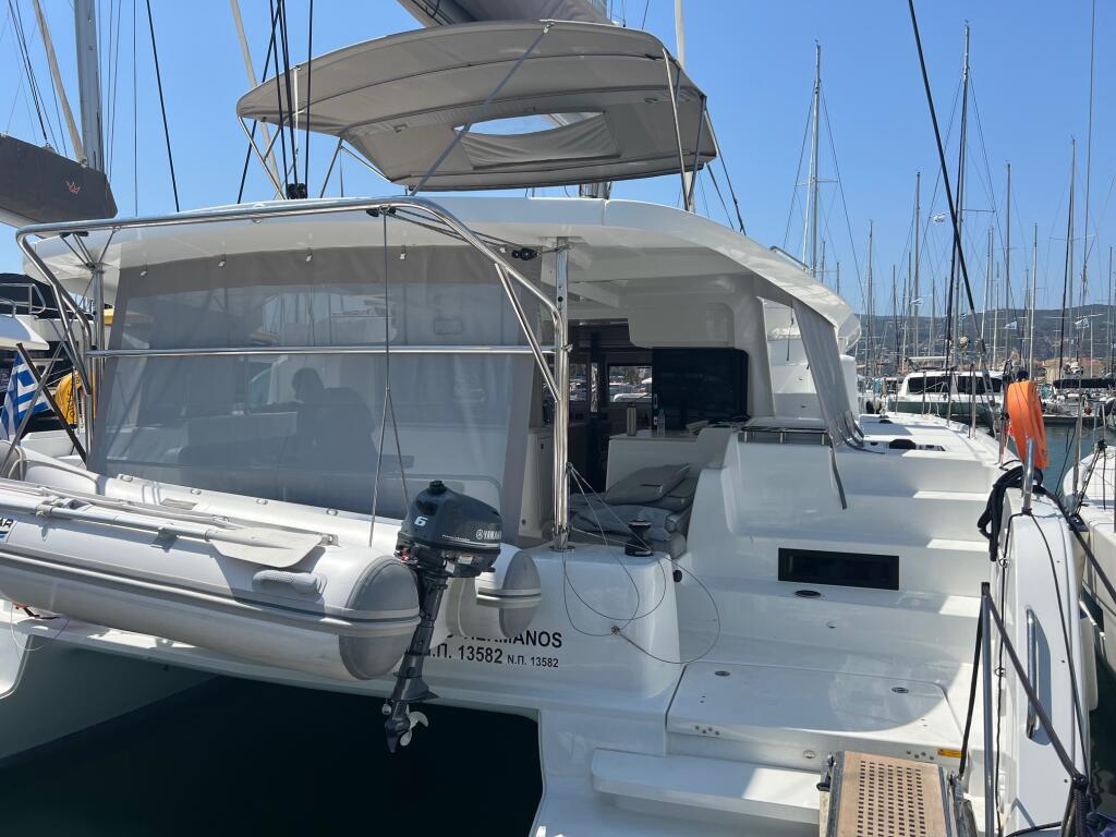 Catamaran 
