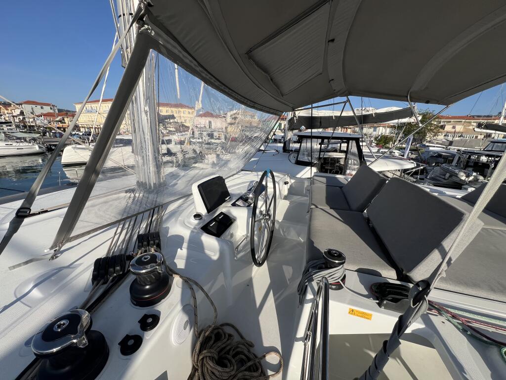 Catamaran 