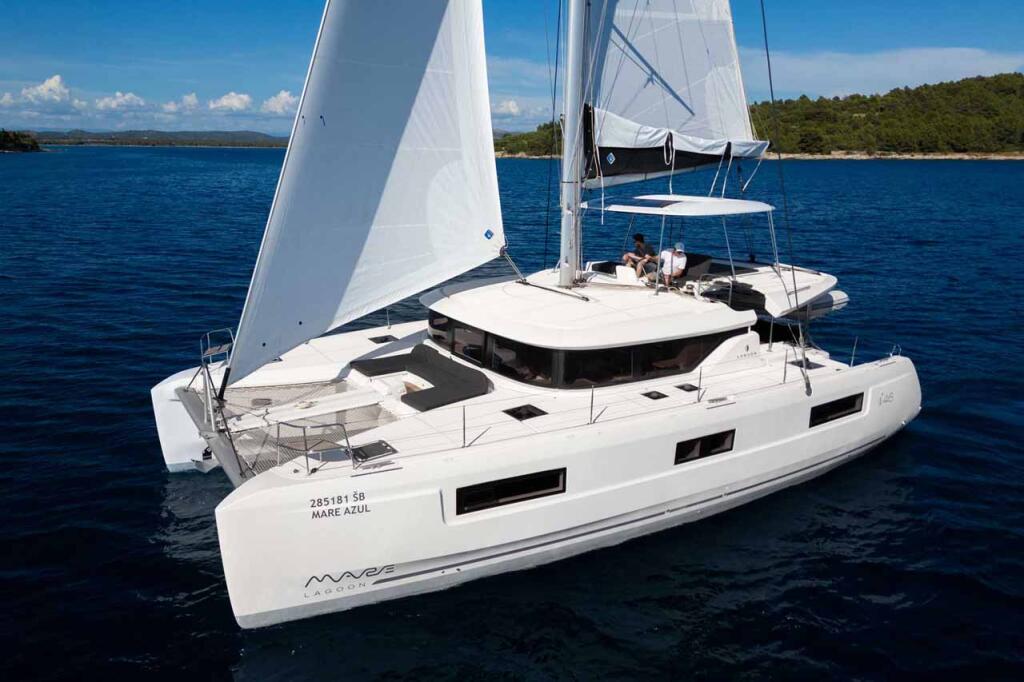 Catamaran 