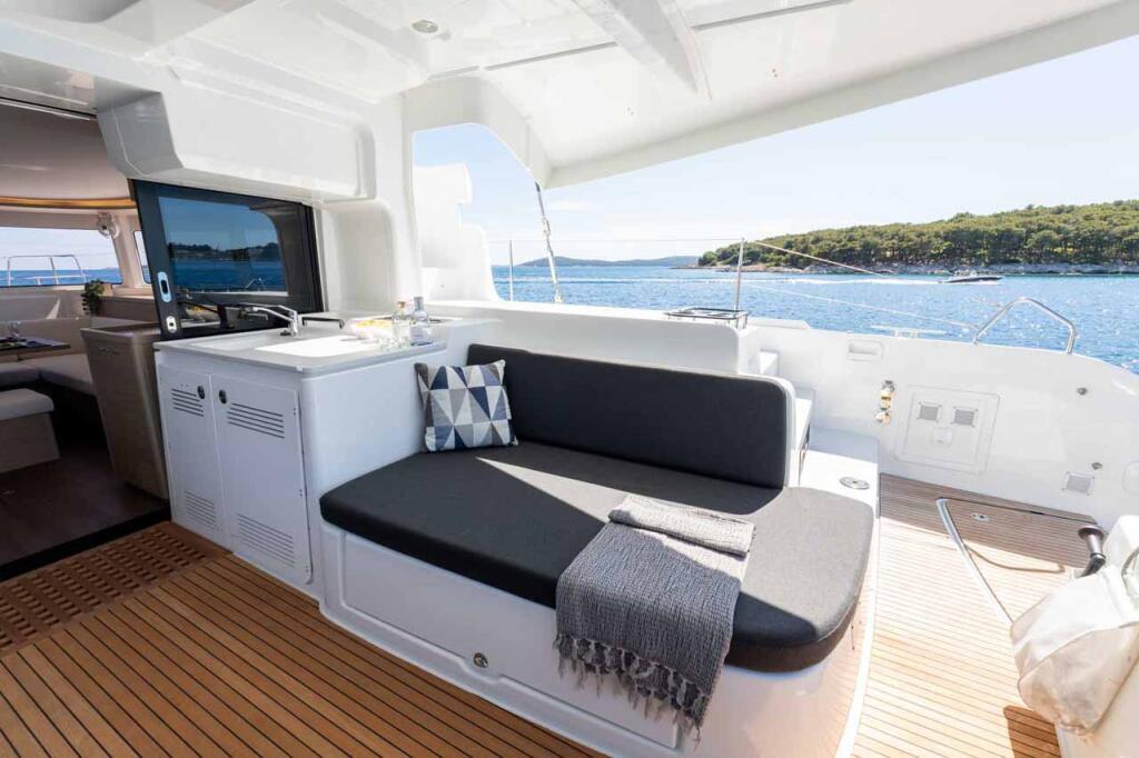 Catamaran 