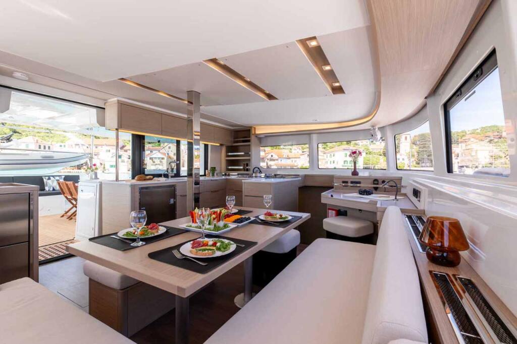 Catamaran 