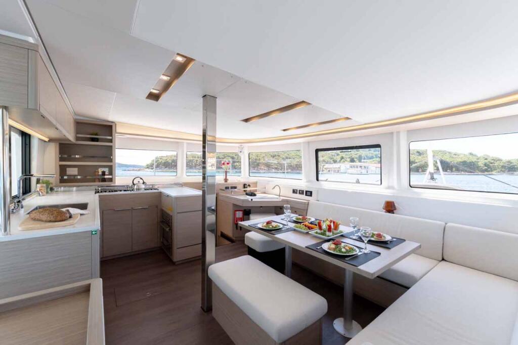 Catamaran 