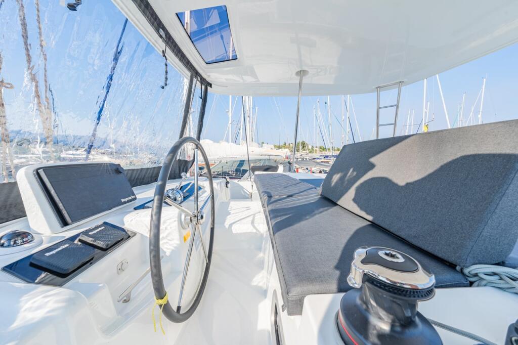 Catamaran 