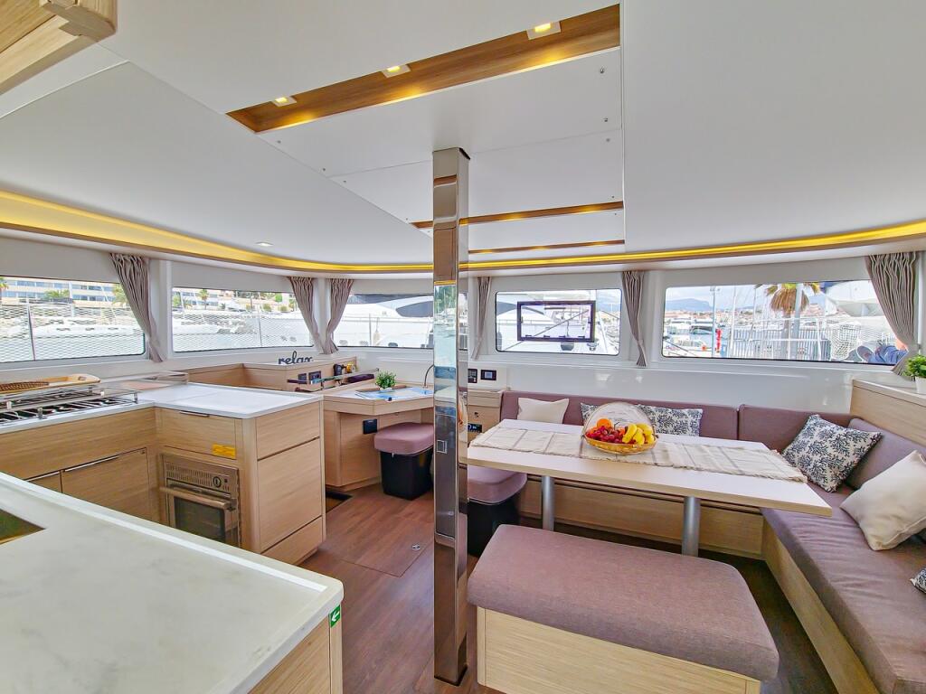 Catamaran 