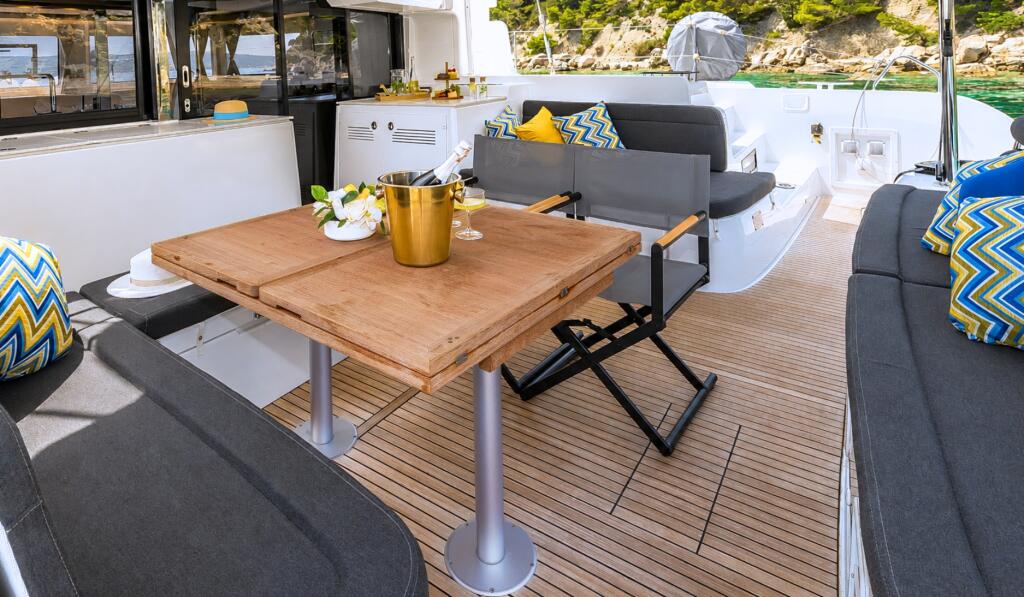 Catamaran 