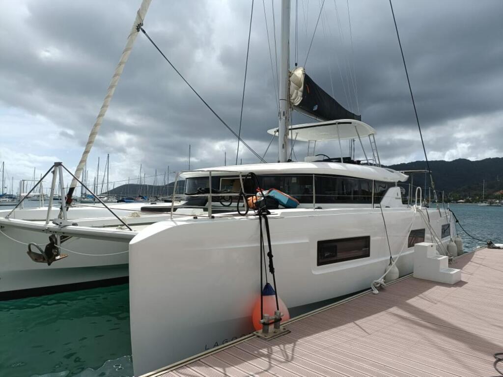 Catamaran 