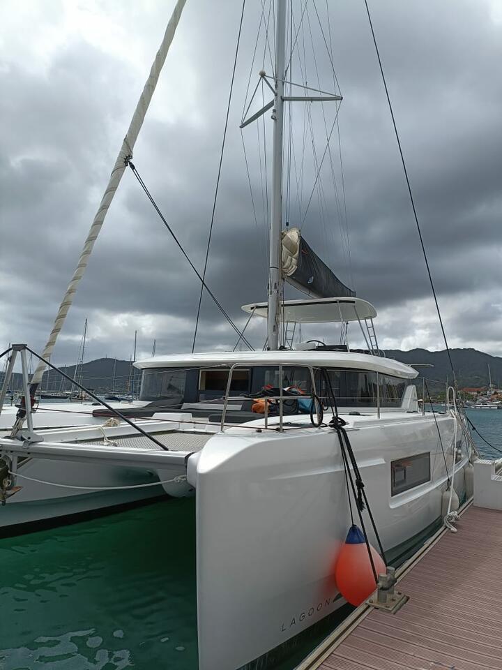 Catamaran 