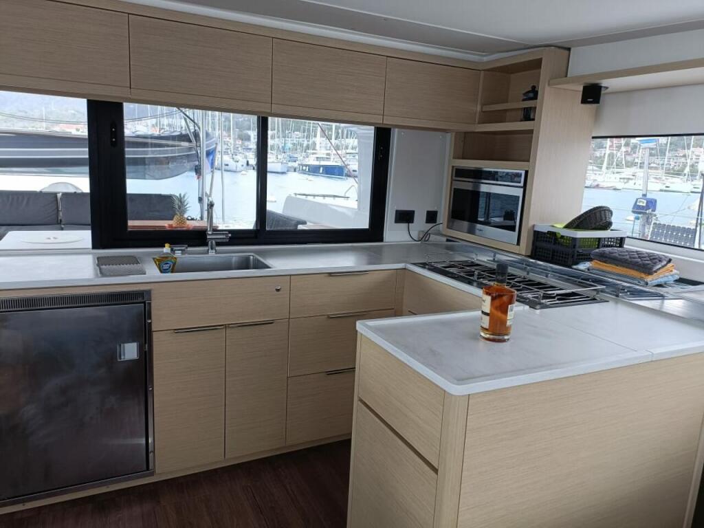 Catamaran 