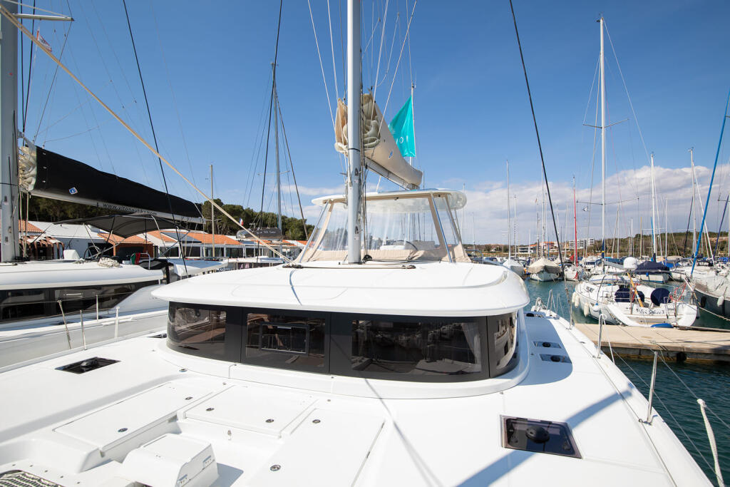 Catamaran 