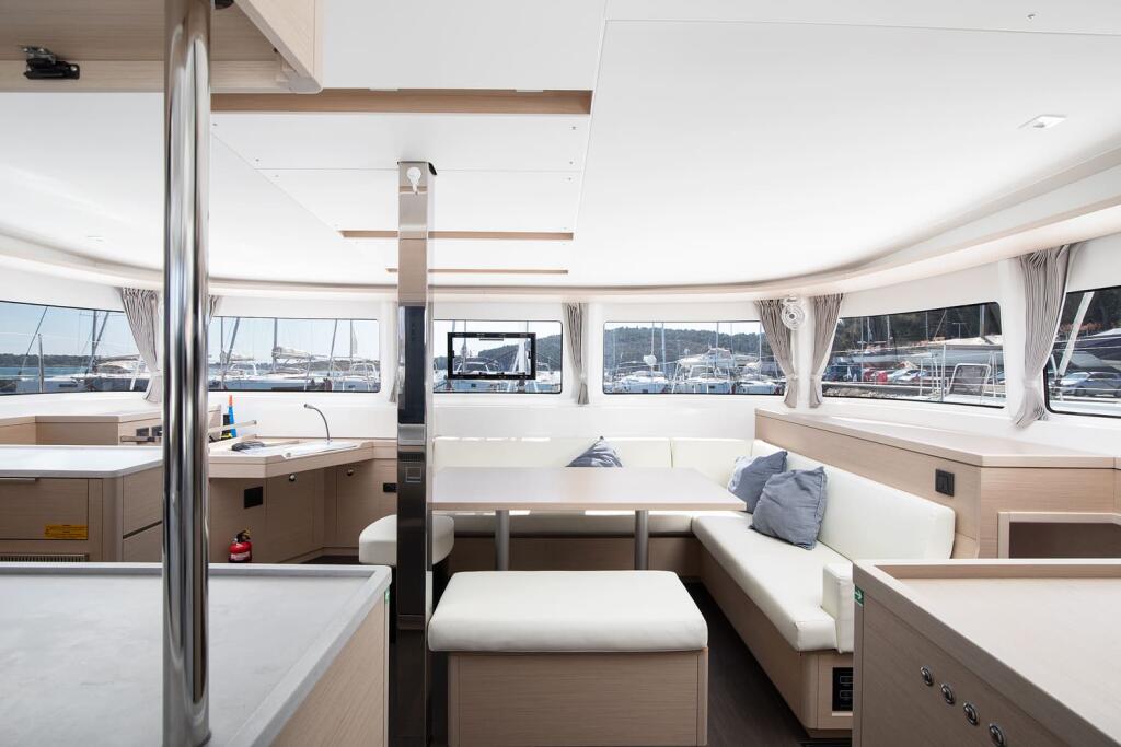 Catamaran 