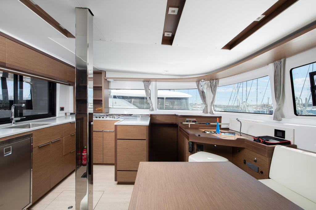 Catamaran 