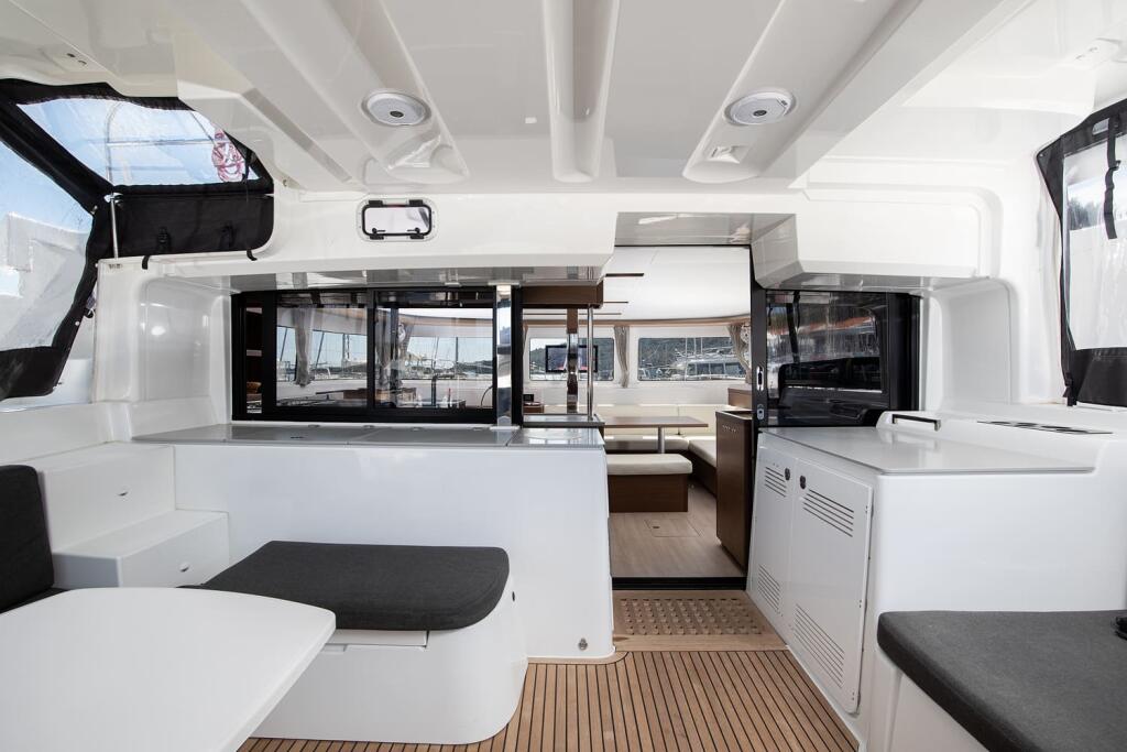 Catamaran 