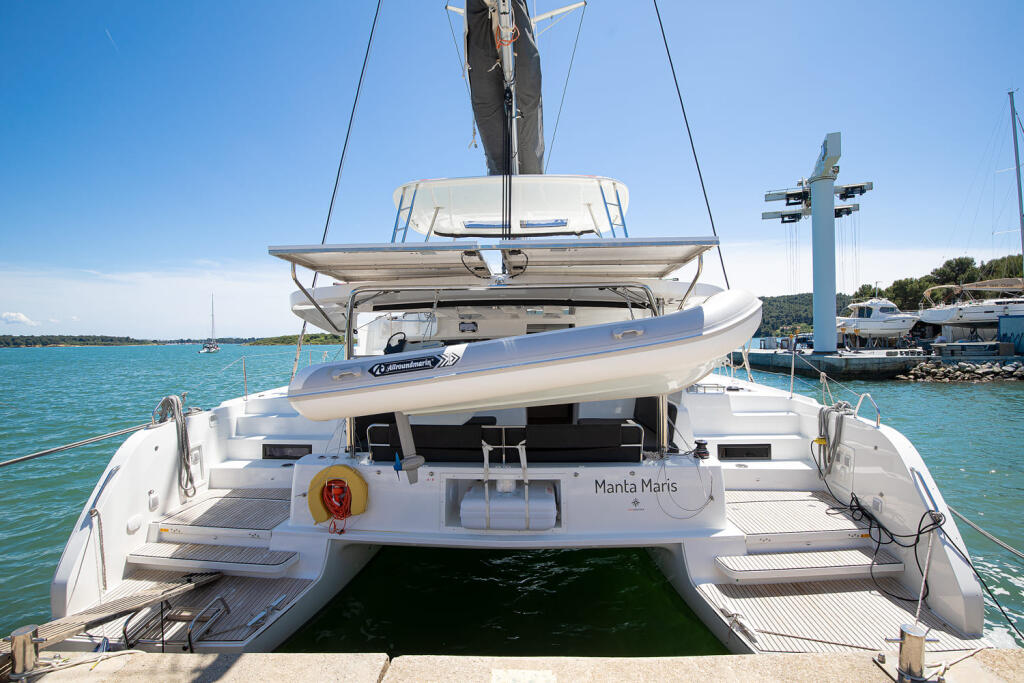 Catamaran 