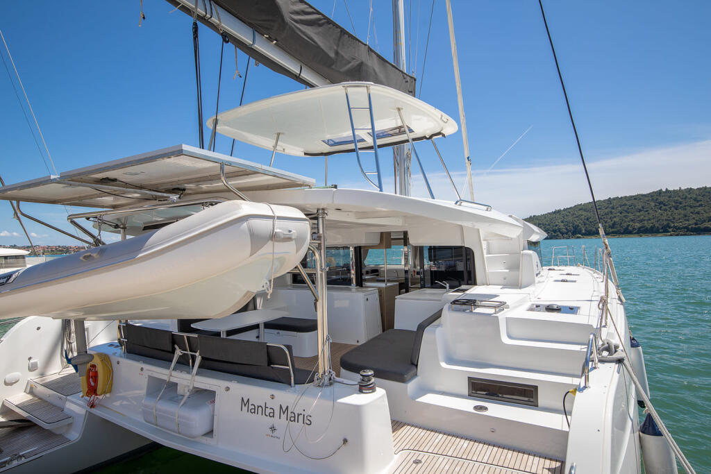 Catamaran 