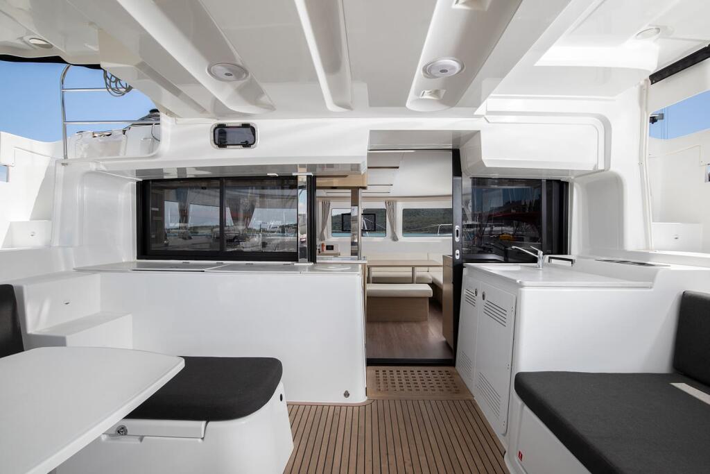 Catamaran 