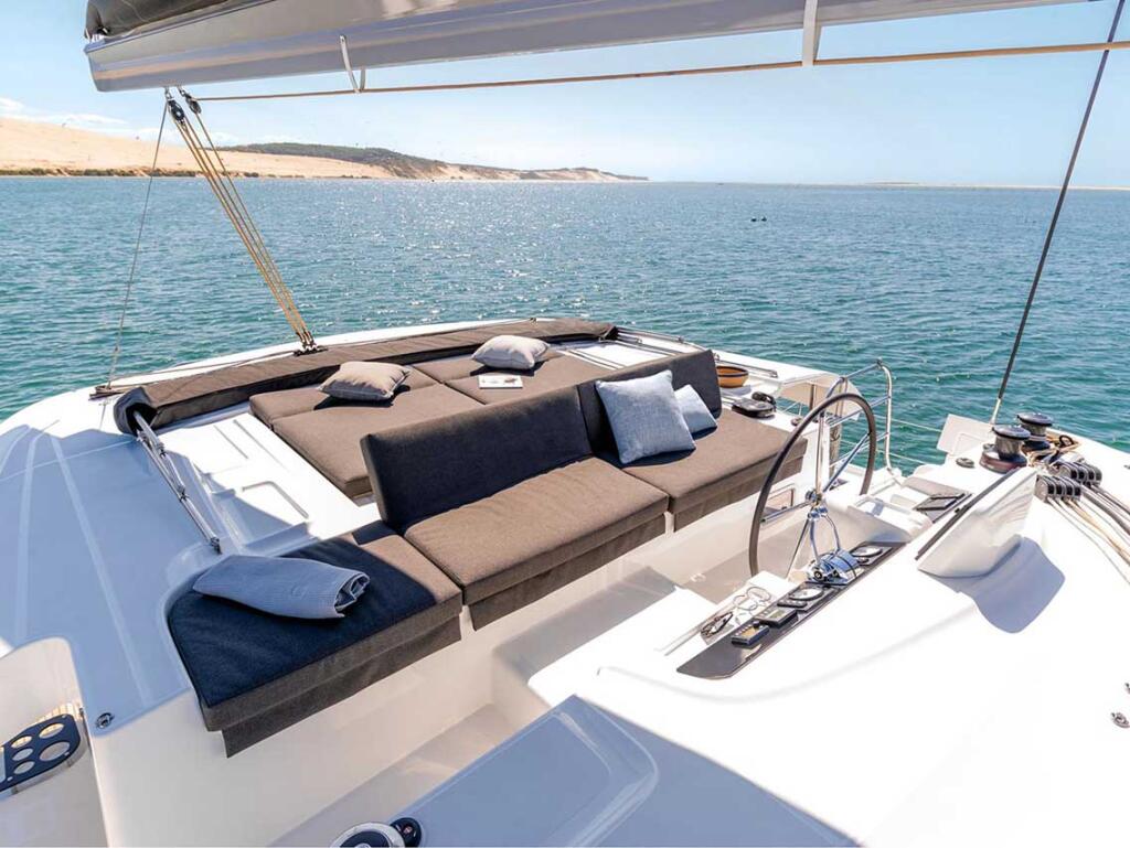 Catamaran 