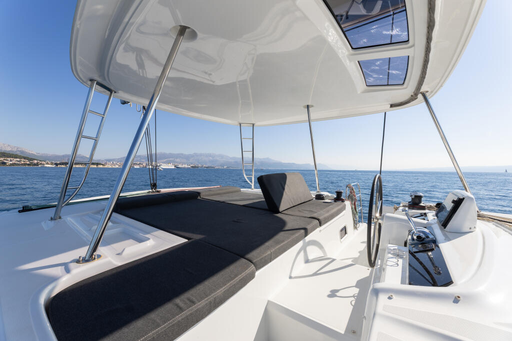 Catamaran 