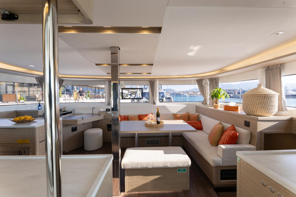 Catamaran 